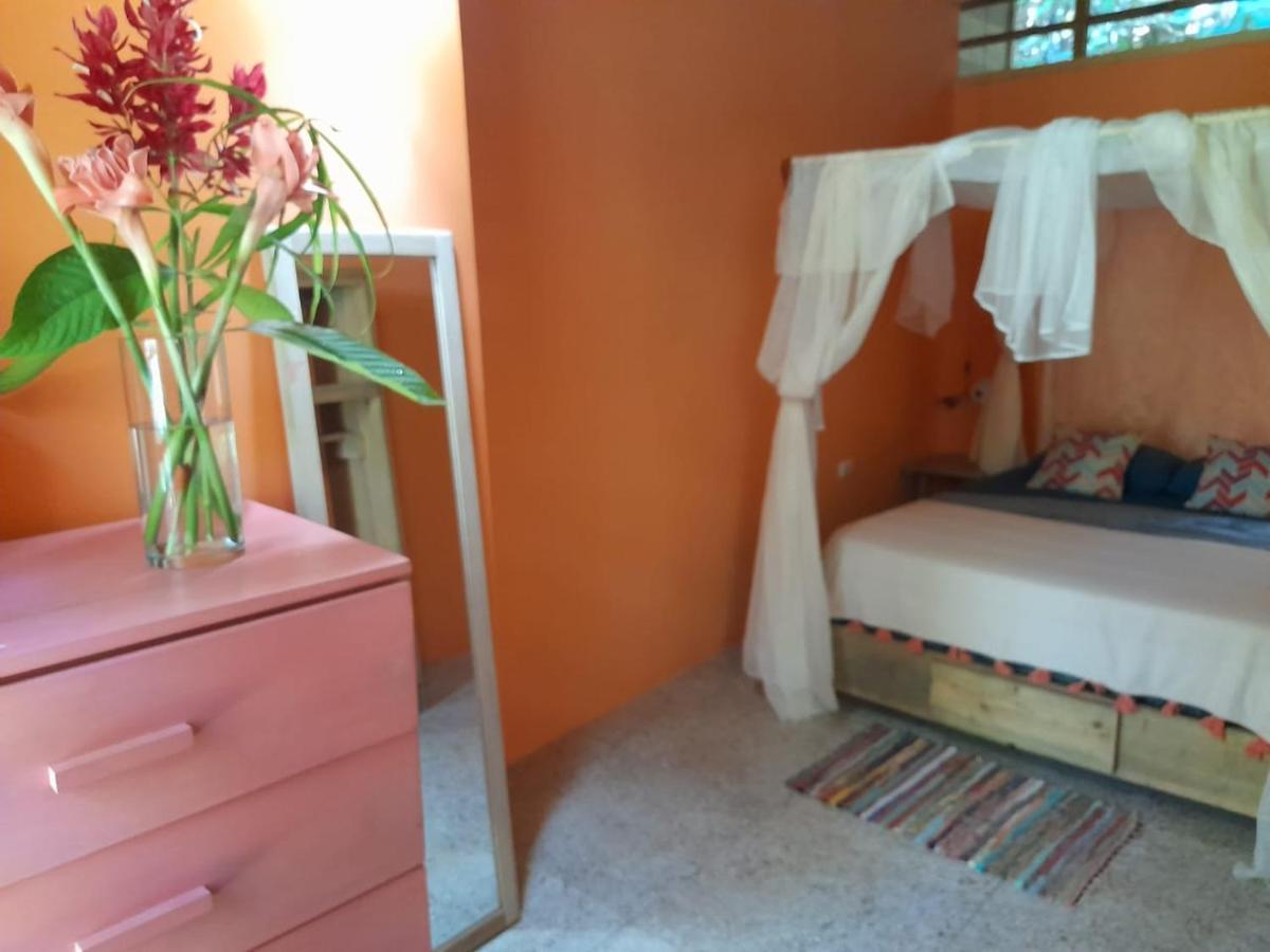 Villa Casa La Colmena Cahuita Esterno foto